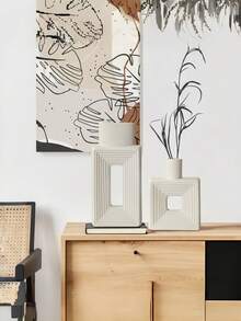 1个方形花瓶，乡村风格家居装饰，简约北欧波西米亚风格，适用于客厅、置物架、餐桌、书架、壁炉架和玄关装饰。