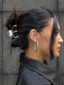 1pc Minimalist Silver Hair Claw Claw Barrette, Elegant Hair Accessory Elegant Hair Clips Fashion Claw Clips Winter Hair Cluth