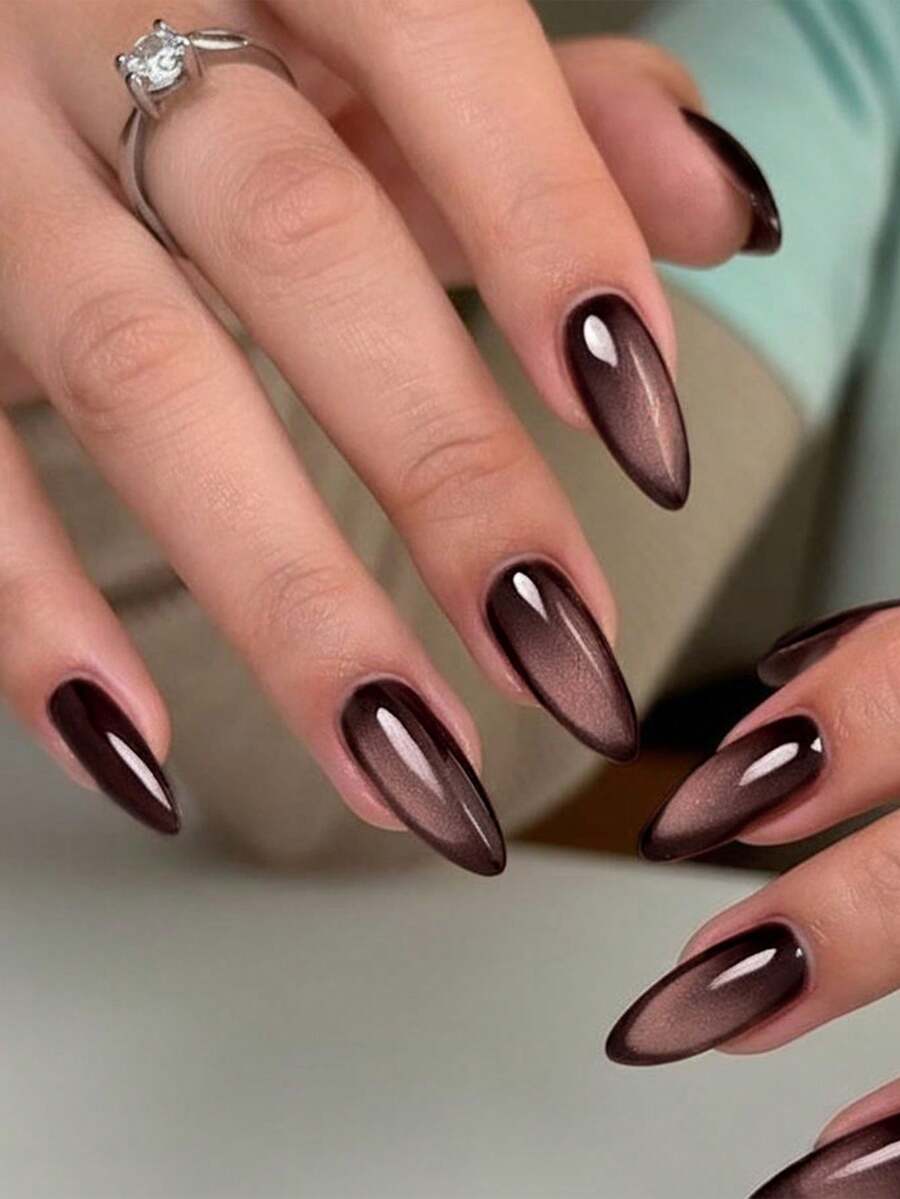 Bộ 24 miếng dán móng tay kiểu Y2K hình hạnh nhân dài, bóng bẩy, chất liệu acrylic mắt mèo pha lê màu nâu, vừa vặn hoàn hảo, có các màu xanh lá cây, tím, đỏ, xanh dương, nâu, giúp đầu ngón tay bạn tỏa sáng rực rỡ, phù hợp cho phụ nữ sử dụng hàng ngày khi đi làm và dự tiệc. - màu nâu - Xem 1