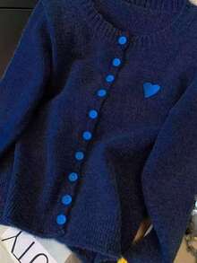 女式简约拼色心形刺绣长袖针织毛衣