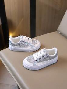 Giày thể thao vải bố màu sắc tươi sáng mới cho bé gái, giày thể thao thường ngày thoải mái cho trẻ em, giày bệt màu đỏ cho bé gái. - Bạc - Xem 2