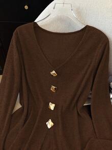 Áo thun dài tay cổ chữ V cỡ lớn dành cho nữ, chất liệu vải dệt kim gân, ấm áp và thoải mái, cúc trang trí bằng kim loại, trang phục thường ngày, mùa xuân/thu. - màu nâu - Xem 5