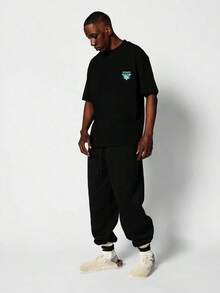 Camiseta  con estampado gráfico del resort - Negro - Ver 3