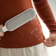 2pcs/Set: 1pc Storage Case + 1pc Lint Remover, Fabric Shaver, Reusable Pet Hair Remover For Clothes, Bedding, Sofa, Furniture, Carpet, With Plastic Handle, No Power Needed, Household Lint Brush, Pet Grooming Brush - Multicolor - View 4