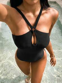 PEPPERMOLLY 2026 Women's Minimalist Solid Color One-Piece Swimsuit, Essential For Vacation. Sexy Criss-Cross Back One-Piece Swimsuit, Fashionable Design, Slim Fit, Lightweight Fabric, Perfect For Swimming Pool And Beach - Black - View 6