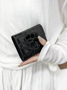 1pc Glossy Crocodile Embossed PU Leather Compact Bifold Wallet Suitable For Women Daily Use And Gift Mini Wallet Purse Wallet Small Wallet Card Wallet Coin Wallet Money Wallet Cute Wallet - Black - View 4