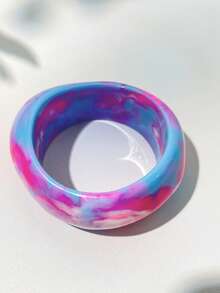 1pc Colorful Tie Dye Asymmetrical Exaggerated Vintage Resin Bracelet