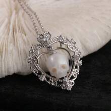 One Gothic-Style Skull Pendant Necklace Made Of Resin, Featuring A Heart-Shaped Design And Inlaid With Synthetic Cubic Zirconia; Suitable For Women; A Perfect Valentine's Day Gift; Fashionable Jewelry.Daily Ware Best Gift For Friends And Family - 金色 - 查看 5