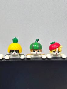 1pc Random Style Fruit Disguise Cat Figurine Holder, Decorative Accessory For Car, Computer, Phone, Suitable For Holiday Gifts, Christmas Present