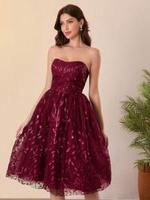 Elegant Sleeveless Short Embroidered Sequin Lace Prom Dresses Sweetheart Backless Evening Gowns Short Sparkling Graduation Dress A-Line Cocktail Dress