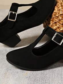 Plus Size Women's Classic Solid Black High Heels - Round Toe Design - Size 36-43 - Quality Velvet Material, Smooth And Comfortable - Black High Heels, Solid Color Low Vamp Soft Bottom Wedge Thick Heel Slip-On Shoes Strap Design, Won't Easily Slip Off - Quality Material, Won't Easily Slip Off - Thick Middle Heel Non-Slip Round Toe Slip-On Shoes - Fashionable And Versatile - Black - View 8