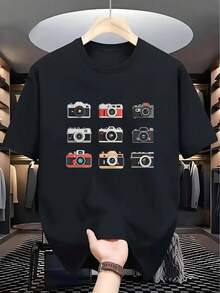 Camiseta de Hombre con Estampado de Cámara Vintage - Suave y Cómoda Camiseta Casual de Verano con Detalle de Punto Acanalado, Ajuste Regular, Cuello Redondo, Negra, Perfecta para Adultos, Ropa Casual de Verano| Impresión de cámara retro| Tela suave, camiseta - Negro - Ver 1