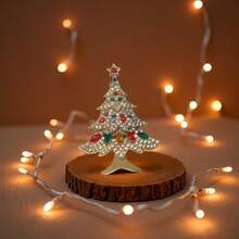 Chic Christmas Brooch Pins For Women - Versatile Rhinestone Vintage Colorful Design (Christmas Tree, Shoe, Reindeer, Wreath, Snowflake) | Ideal For Weddings & Parties