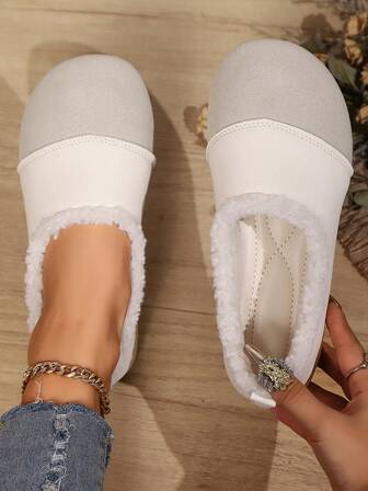 女式圆头平底撞色拼布户外休闲度假平底鞋