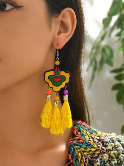 2pcs Vintage Bohemian Style Embroidered Tassel Earrings, Suitable For Women's Holiday And New Year Wear, Chinese Style Coin Shaped With Hanging Tassel Eardrops, Handmade Tassel, Resin Material Made Of Mixed Beads, Slight Variation In Bead Color And Order Is Normal And Won't Affect The Overall Appearance, Please Feel Free To Purchase