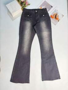 بنطلون جينز ذو خصر منخفض للغاية وواسع من أسفل - تفاصيل جيوب زخرفية وتصميم رافع للمؤخرة للموضة Y2K - الأسود - مشاهدة 4