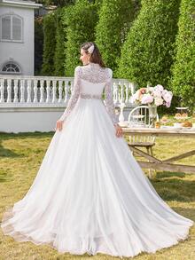 UNITHORSE 面料钻石领上衣蕾丝刺绣网纱拼接白色婚纱优雅晚礼服女装 - 白色 - 查看 2