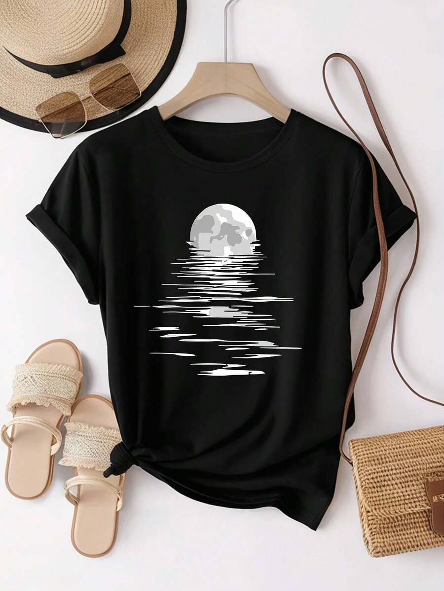 Camiseta casual de cuello redondo para mujer con estampado de luna y agua, manga corta, poliéster tejido (95% poliéster, 5% elastano), estiramiento medio, parte superior para todas las estaciones