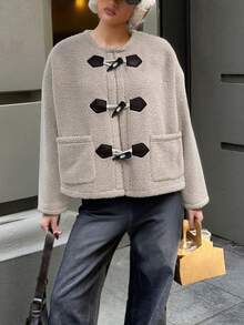 Women's Elegant Commuting Casual Classic Bicolor Lapel Pocket Faux Shearling Long Sleeve Jacket, Suitable For Halloween, Christmas Eve, Christmas, Spring Festival, Outing, Gathering With Friends, Shopping, Entertainment, Work, Etc. All-Match Jacket With Comfortable Fabric, Distinctive Style, High Cost-Performance, Autumn/Winter