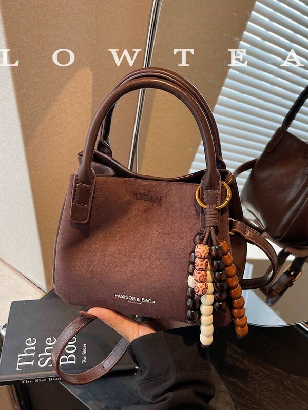 low tea 1pc Low Tea Solid Color PU Leather Handbag, Women's Retro Fashion Bucket Tote Bag, Top Double Handle Design, Snap Closure, Detachable & Adjustable Shoulder Strap, Suitable For Travel, Shopping, Dating, Women's Gift, Great For Commuting, Outdoor, Travel, Hiking (With Pendant)