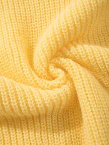轻盈保暖针织套头毛衣，宽松版型，聚酯纤维面料，休闲学院风，男女皆宜，长袖，落肩设计，简约圆领，适合秋冬季穿着。 - 鵝黃色 - 查看 10