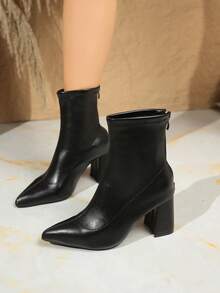 2025秋冬新款Tfends女士英伦风真皮踝靴，优雅厚底踝靴，Mailard棕色。复古尖头金属侧拉链靴，厚跟切尔西高筒靴。美式中跟西部靴，时尚短筒靴。 - 黑色 - 查看 5