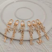 1pc White Exquisite Bow Tie Capital A-Z Letter Keychain Pendant Suitable For Bags, Backpacks, Car Key Pendants, Graduation Season, School Season, Small Gifts For Each Other, Suitable For Handbags, Backpacks, Keys,