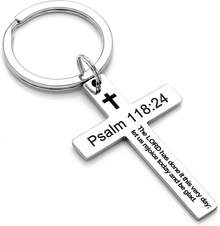 Ldurian Llavero con versículo bíblico, llavero de cruz cristiana para mujeres, llavero de cruz para hombres con escritura religiosa, regalo de Navidad - Salmo 118:24 - Ver 7