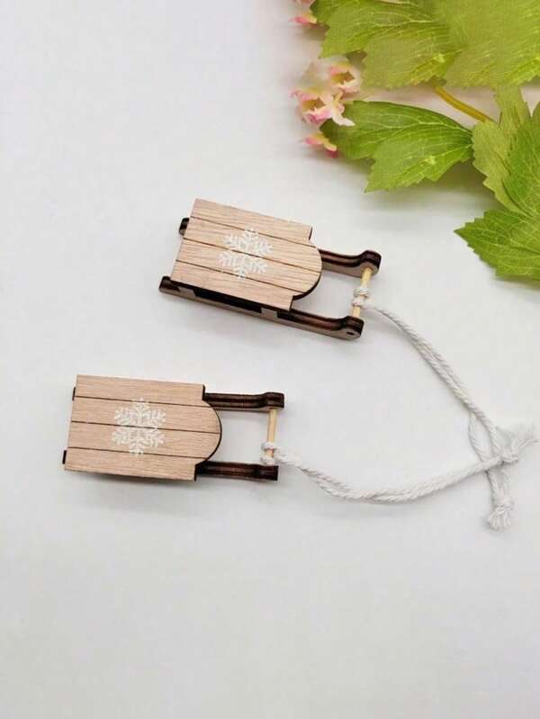 1/2/3/4pcs Wooden Sledges Printed With Snowflake, Sleigh With Hanging Rope, Use For Christmas Tree Decoration,Table Decoration Home Decor Christmas Decorations Room Decor