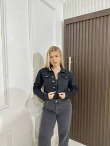 Short Cropped Jean Jacket, Modern, Stylish And Full Of Personality - Black - View 1