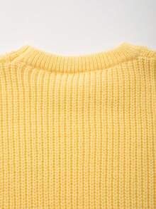 轻盈保暖针织套头毛衣，宽松版型，聚酯纤维面料，休闲学院风，男女皆宜，长袖，落肩设计，简约圆领，适合秋冬季穿着。 - 鵝黃色 - 查看 9