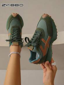 ZKBBO Women's Casual Sneakers Retro Lace-Up Flat Comfortable Walking Shoes, Lightweight Minimalist Fitness Shoes, Suitable For All Seasons - Green - View 1