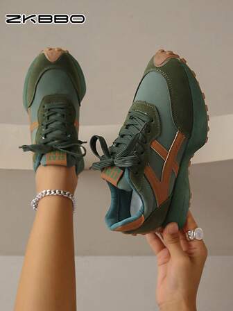 ZKBBO Women's Casual Sneakers Retro Lace-Up Flat Comfortable Walking Shoes, Lightweight Minimalist Fitness Shoes, Suitable For All Seasons