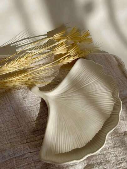 1 pieza Molde de silicona en forma de hoja de ginkgo plateada de concreto para hacer una bandeja de almacenamiento de joyas con forma de hoja de arce, manualidades y regalos, molde para yeso y resina