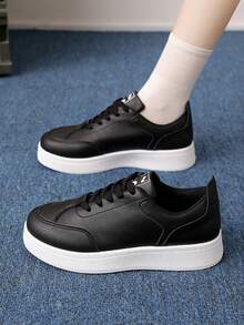 A Pair Of Thick-Soled Round-Toe Open-Top Plain Color Splicing Leather Running Shoes, White Shoes, Women's Fashion Versatile Casual Sports, Breathable And Comfortable, Low-Top Lace-Up Running Shoes, Suitable For All Seasons, Women's Basketball Shoes, Women's Shoes. - Black - View 13