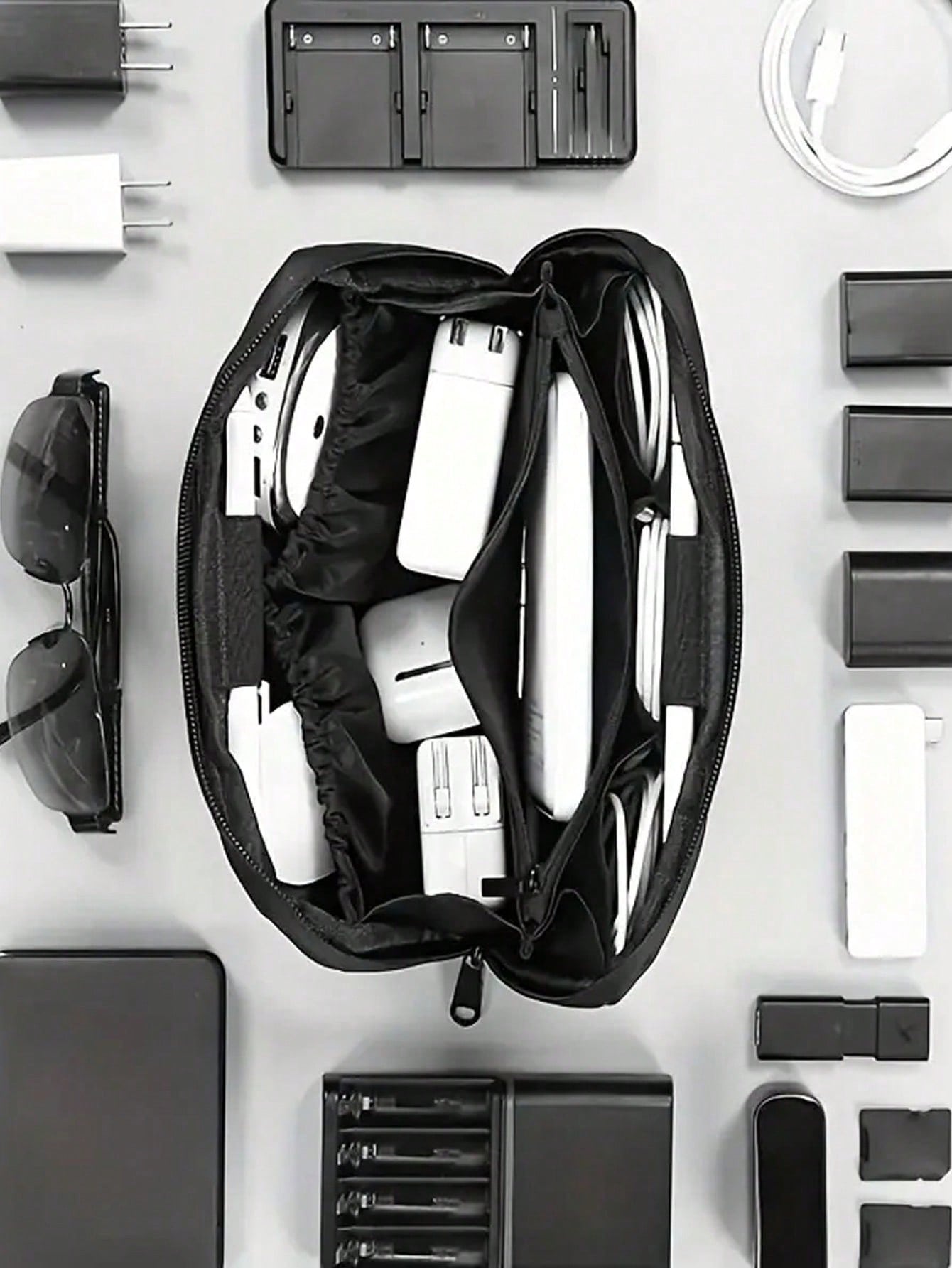 Digital portable storage bag/multi-color, gray digital organizer bag suitable for action camera, photography accessories, USB drives, charging cables, categorized storage, travel carrying bag/charger bag/waterproof charger box/multi-purpose electronics or
