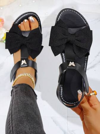 New Fashion Bow Tie Beach Sandals, Made Of High-Quality PU Material, With Hook And Loop Strap For Easy On And Off, Suitable For Beach, Hangout With Friends, Shopping And More