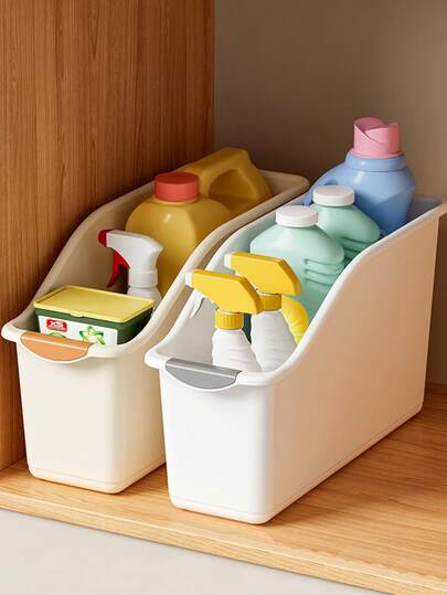 带轮收纳篮，适合整理杂物、玩具、衣物等。尤其适合空间有限的场所，例如厨房、客厅、书桌、浴室、洗衣房、卧室。必备家居用品，厨房好帮手。