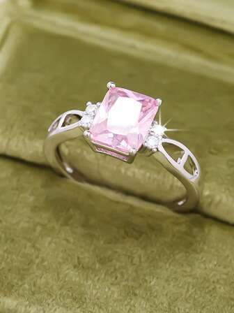 1pc Women's Fashion Simple Elegant Sparkling Four-Claw Rectangular Synthetic Cubic Zirconia Ring, Suitable For Bridal Accessories, Daily Casual Wear