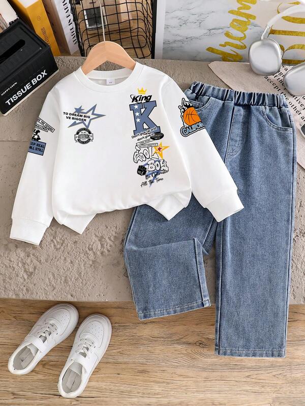 Conjunto de sudadera de cuello redondo cálida con estampado de letras y pantalones de mezclilla para niños pequeños