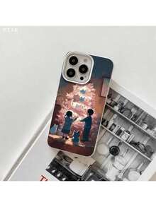 Children Gather Around The Christmas Tree And Present Large Hole-Pattern Imitations Of Liquid Phone Cases And Protective Covers That Are Compatible With The Series 17, 16 Pro Max, 16, 15 Pro, 14, 14 Plus, 14 Pro Max, 13, 13 Pro, 12 Pro, And 11/11 Pro Max. These As Gifts For Halloween, Christmas, And Thanksgiving, Perfect For Friends And Family. - Negro - Ver 4