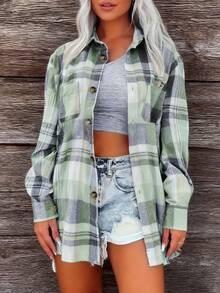 绿色格子纽扣口袋长袖休闲衬衫，格子纽扣前口袋长袖上衣，适合日常穿着