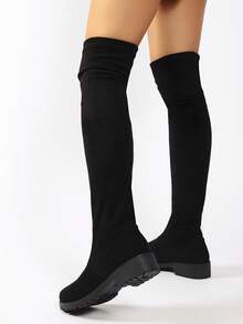 女式黑色及膝高筒靴，时尚个性化黑色性感弹力面料修身高跟过膝长靴