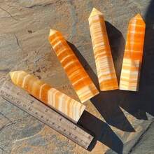 1pc Natural Yellow Calcite Crystal Tower - Elegant Obelisk Point With Golden-Yellow To White Marbling, Polished Smooth Facets For Home Office Decor, Meditation Altar, St. Patrick's Day Easter Mardi Gras Decoration, Spiritual Stone Gift