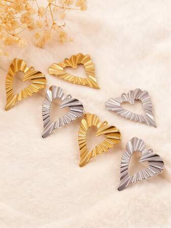 跨境热销新品：不对称镂空心形不锈钢吊坠，适合搭配耳环、包包、配饰