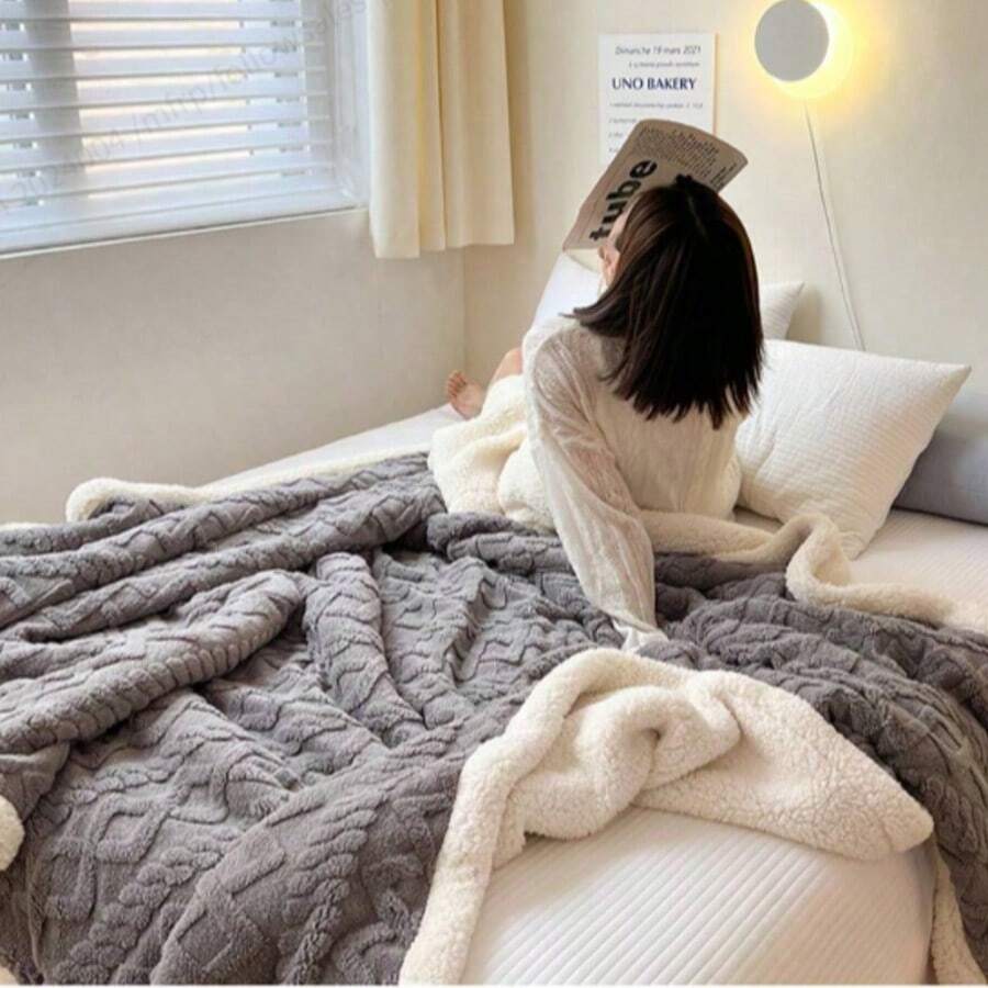 1pc Premium Jacquard Fleece Blanket With Double-Sided Ab Velvet And Fluffy Softness, Thick And Warm Winter Bedding Throw Suitable For Daughters, Mothers And Sofas, Available In Various Sizes (70*100, 120*200, 150*200, 100*150, 180*200, 200*230), Ideal For Both Single And Double Beds, Can Also Be Used As A Thick And Warm Sheepskin Fluffy Sofa Throw Blanket, Chair Cover Or Bedspread - Dark Grey - View 1