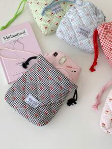 1pc Cute Plaid Cherry Pattern Quilted Camera Bag, CCD Storage Bag, Camera Case, Soft Material, Anti-Drop And Dust-Proof, Compact And Portable, Suitable For Mirrorless Cameras, Minimalist And Portable, Anti-Drop And Scratch-Resistant, Multi-Purpose For Outdoor Use, Camera Accessory Travel Essential, Cruise Essential, Dorm Essential, Birthday Gift, Bridesmaid Gift, Mother's Gift, Teacher's Gift, Valentine's Gift - Multicolor - View 5