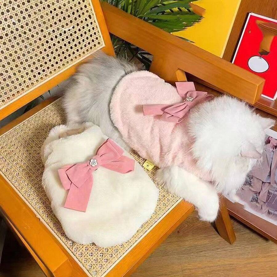 Chaleco para perro con adorno de lazo de piel sintética, ropa de mascota cálida para perros y gatos en otoño/invierno