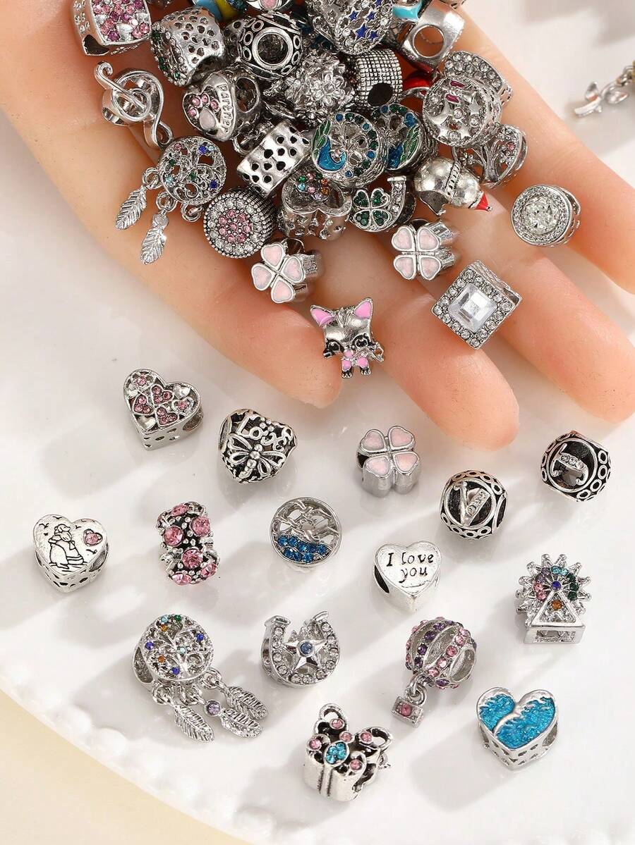 10/20PCS Christmas Random Charms Various Themes Beads Pendant For DIY Bracelet Rhinestone Design - Animals/Plants/Flowers/Pets/Sports/Cartoon/Ocean/MothersDay/Valentine's/Friends/Family/Stars/Moon/Sun/Travel/Coffee/Passport/ Valentines - 彩色 - 查看 1