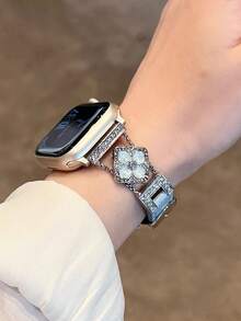 1 chiếc dây đeo đồng hồ nữ bằng da và kim loại mới, màu xanh dương, tương thích với các dòng 38/40/41/42/44/45/46/49mm, SE Series Ultra 11/10/9/8/7/6/5/4/3/2/1, đeo thoải mái, phụ kiện đồng hồ thông minh, phụ kiện nữ, dây đeo Apple màu vàng, quà tặng cho nữ, đồng hồ nữ - Màu xanh lam - Xem 8